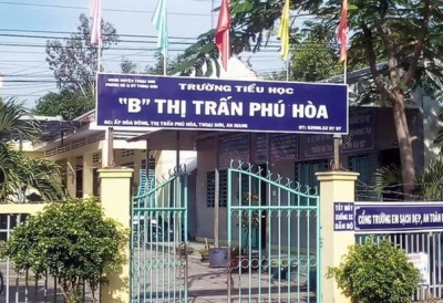 Thực hư lá đơn cha gửi cho Bộ trưởng xin cho con gái ở lại lớp 1