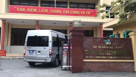 Thắt chặt an ninh tòa xử mẹ nữ sinh giao gà cùng nhóm đối tượng sát hại con mình