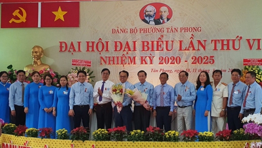 Ông Phạm Hồng Lộc tái đắc cử chức vụ Bí thư Đảng ủy phường Tân Phong